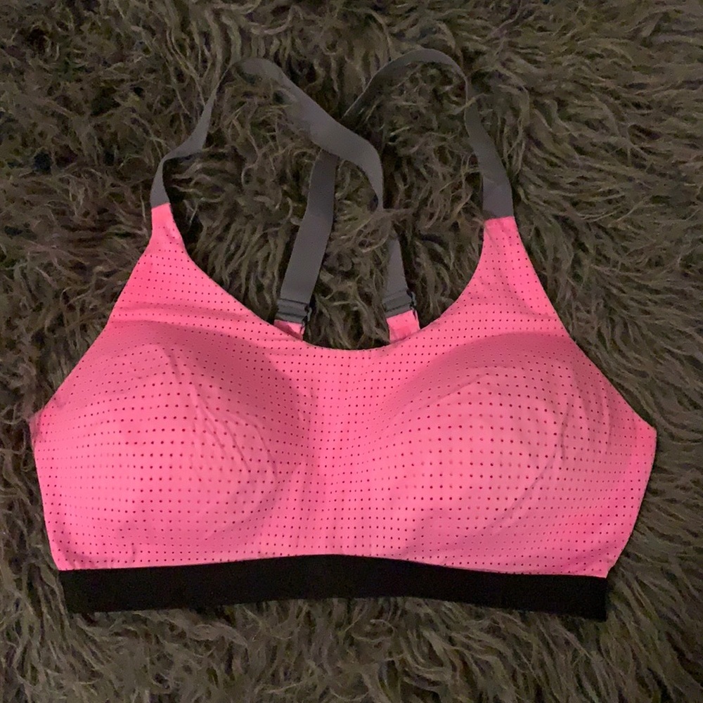 Victoria sport bra